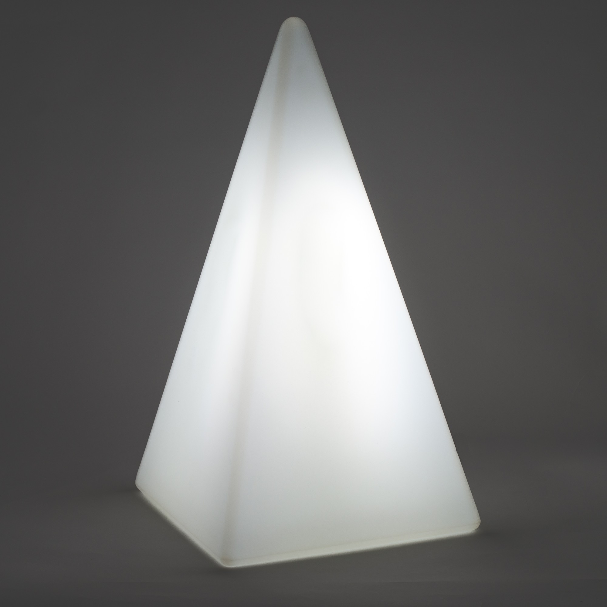 70674 Standleuchte Pyramide 54 cm der Firma EPSTEIN Design Leuchten